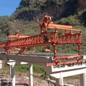 Grue de montage de pont de 120 tonnes