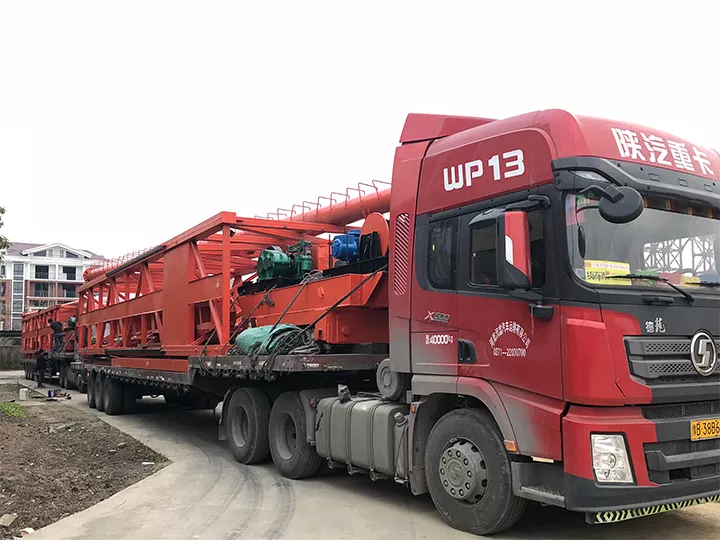 Crane transportation and precautions-www.cranes.vip